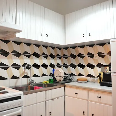 99 Apartment *