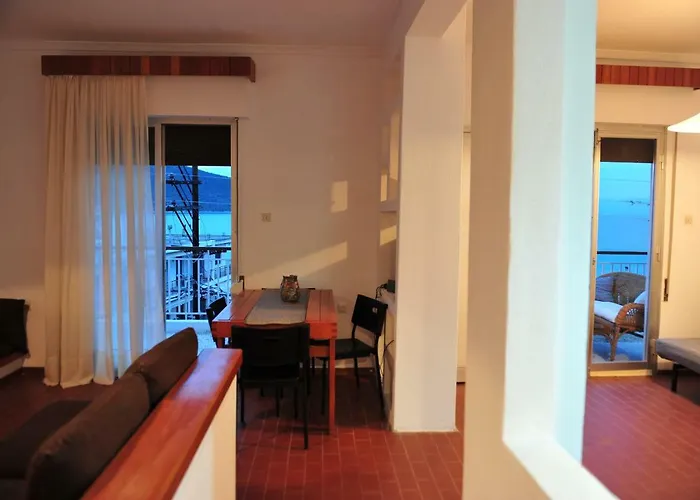 99 Apartment *